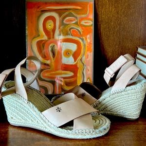 Tory Burch -Light Makeup, tan wedge sandals size 9